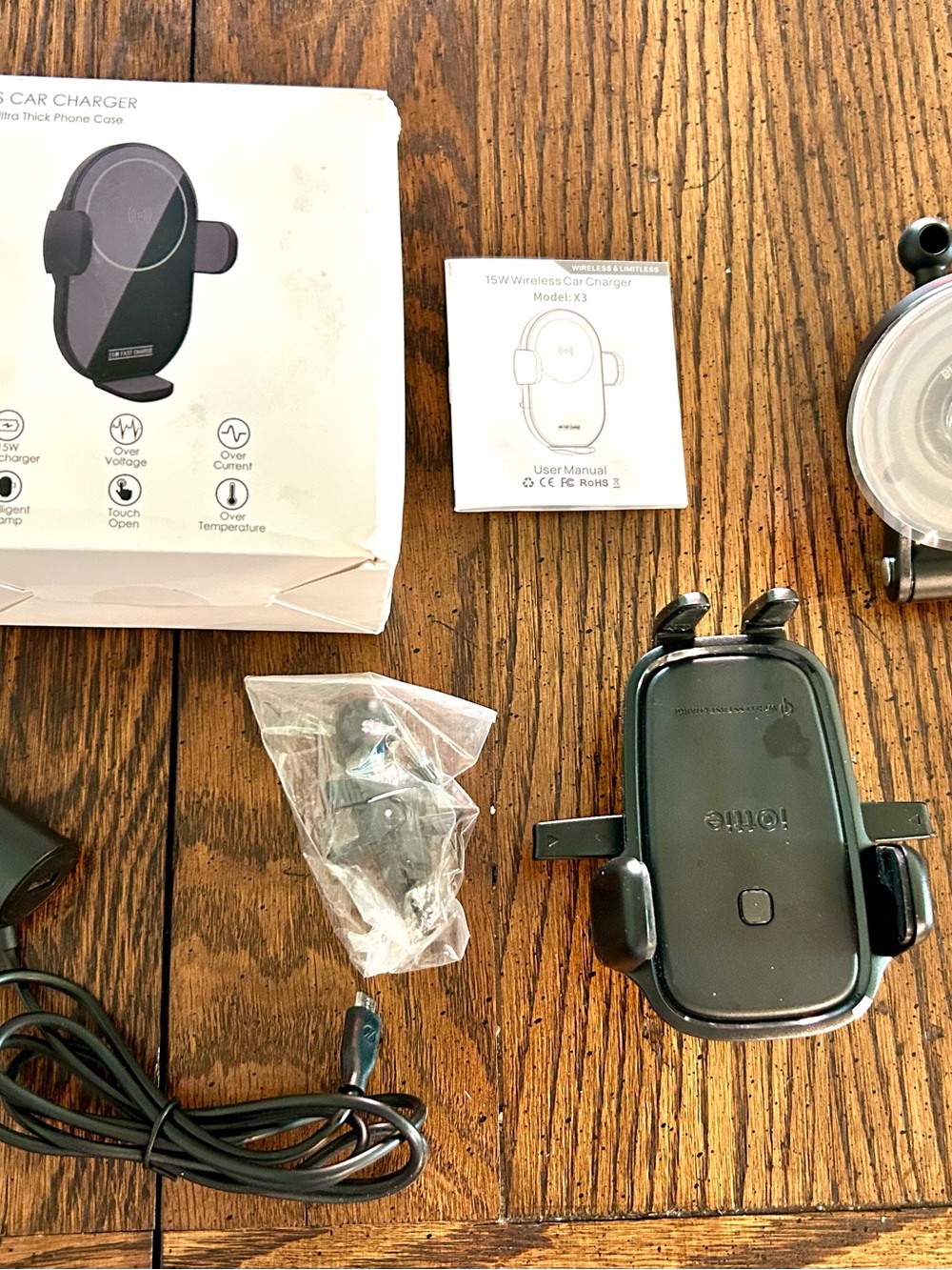 KPON Model X3 Wireless Car Charger Mount. Never Used